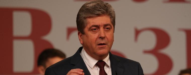 И АБВ зад Радев, генералът е фаворит, убеден Първанов
