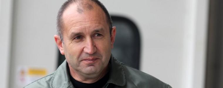 Министерски съвет гласува освобождаването на ген. Румен Радев  