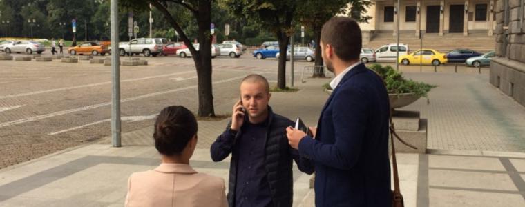ЦИК приема документите на кандидат-президентите от 12 септември