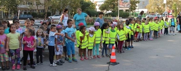 Демонстрация как се спасява пострадали при ПТП се проведе в Каварна   