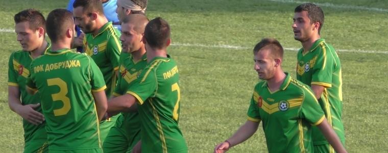 ФУТБОЛ: Добруджа победи Доростол и продължава да е начело в Трета лига