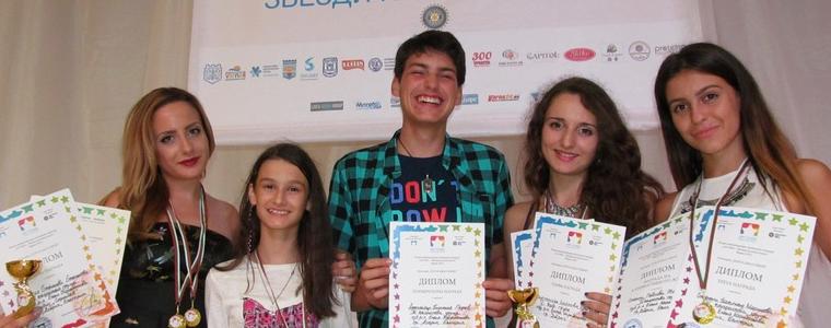 Куп награди за певците на „Сарандев“ от  Международния конкурс "Art stars" 