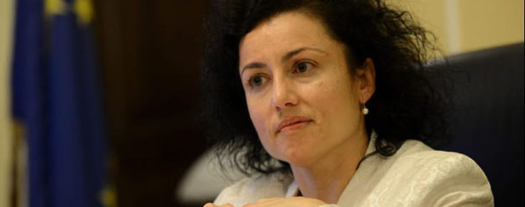 Министър Танева: България може да се похвали с рекорден добив от пшеница