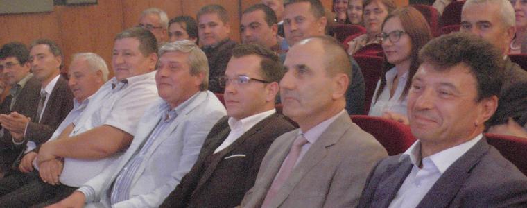 ПОТВЪРДЕНО: ГЕРБ и Йордан Йорданов протегнаха взаимно ръка (ВИДЕО)