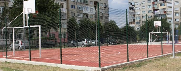 В първия учебен ден откриват реновирана площадка в квартал „Балик“ 