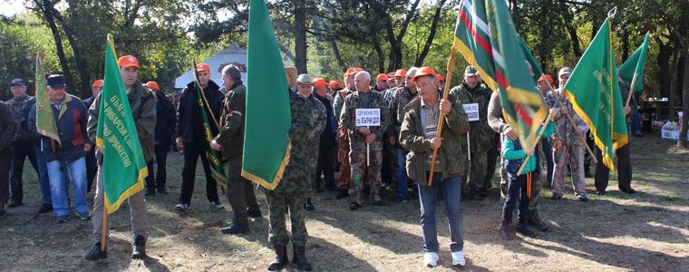 Девет топовни изстрела възвестиха началото на Първия ловен събор в Добруджа (ВИДЕО)