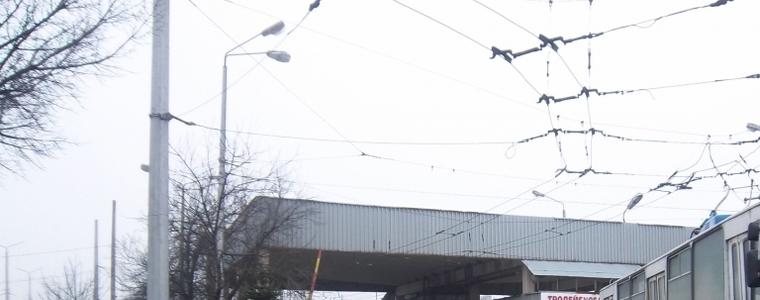 Два спортни клуба ще ползват по 150 ел.стълба за реклама
