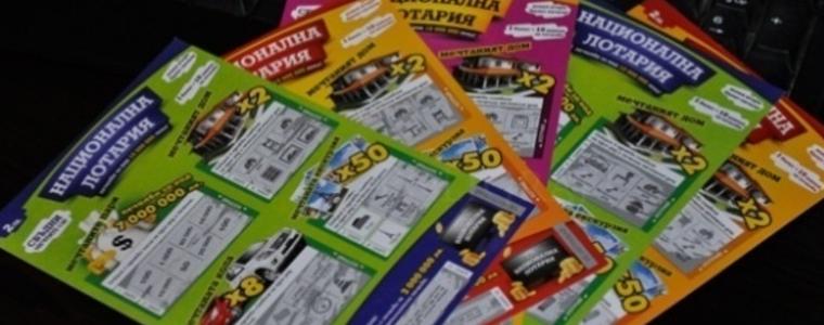 Клевета е, че съм злоупотребила с пенсии, билетчета изтривах, твърди служителката от ПС Дончево