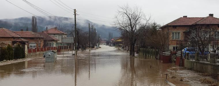 Отнесен е пътят за село Прилеп 