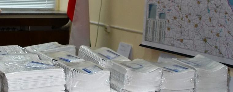 Пристигнаха протоколите за СИК за изборите и референдума