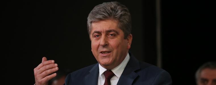 Първанов поиска оставката на Борисов