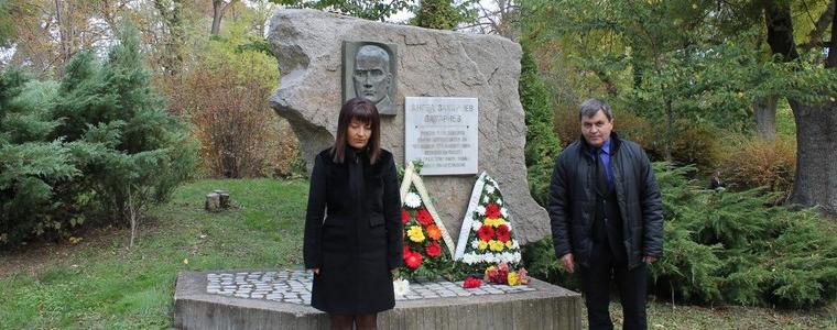 Каварна тържествено отбеляза Деня на народните будители