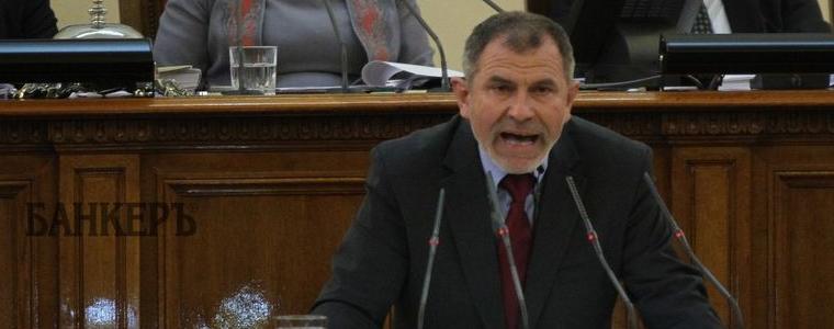 Съвместно управление между ГЕРБ и БСП не е изключено, смята Методи Андреев