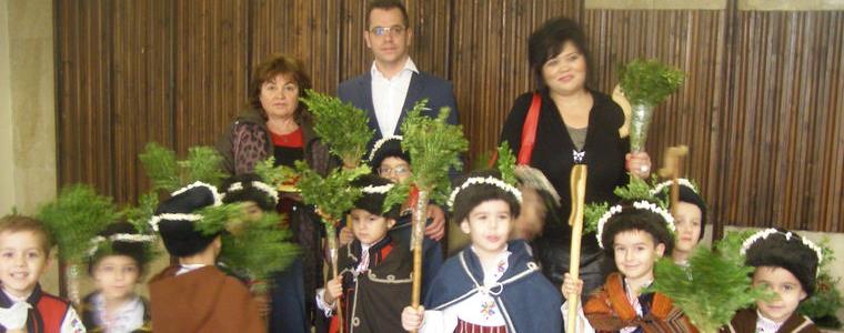 Добри момци коледари в Община Добрич 