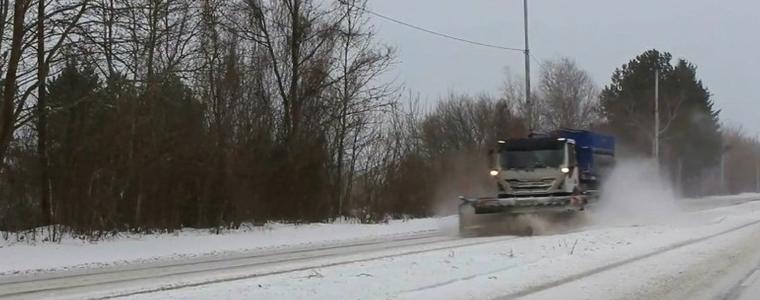 Основните улици в Добрич са почистени. Работи се и в по-малките