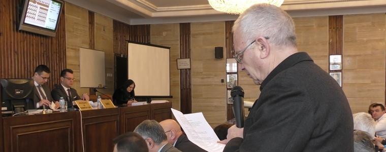 Йордан Манов отново култов: Етичен кодекс в Северна Корея, а не в Общински съвет Добрич (ВИДЕО)