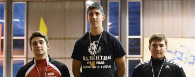 Л.Атлетика: Валентин Андреев изпълни заканата си и постигна рекорд на гюле