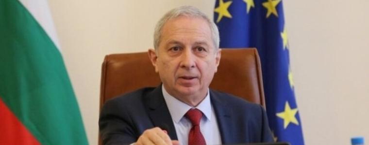 Служебният премиер смени още 7 областни управители