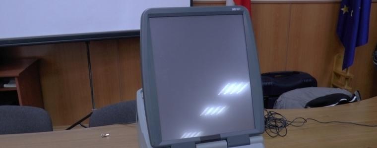 Съдът реши окончателно: Машинно гласуване трябва да има във всяка секция