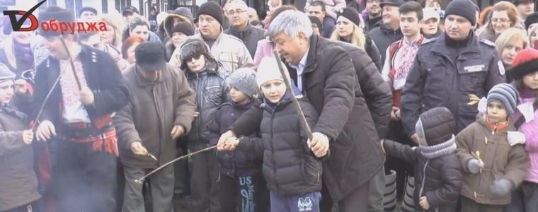 Възстановка на традиционни обреди на Сирни заговезни в Добрич