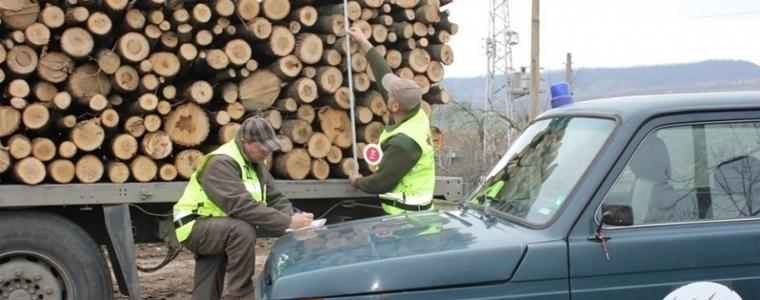 3 каруци задържаха горските стражари към ДЛС „Балчик”