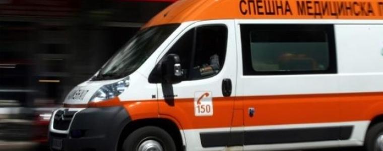 Добричлия пострада при удар между кола и камион по пътя за Варна