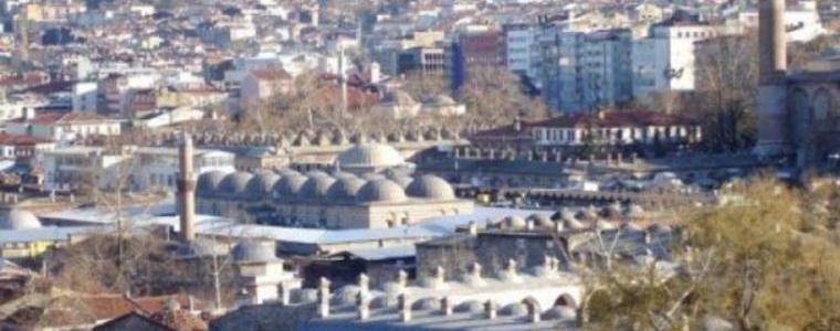 Огромни опашки за гласуване в Турция