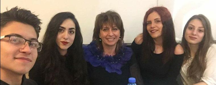 Смути с нар и качамак донесоха отличия за учениците от ПГ по туризъм