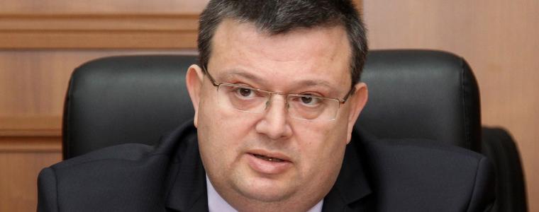 Цацаров предупреждава за активно мероприятие