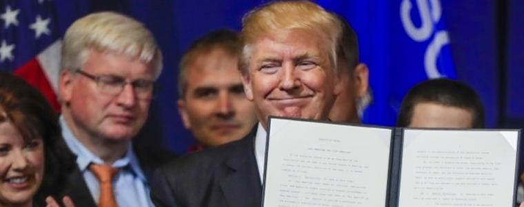 Тръмп подписа "Купувай американско, наемай американец"