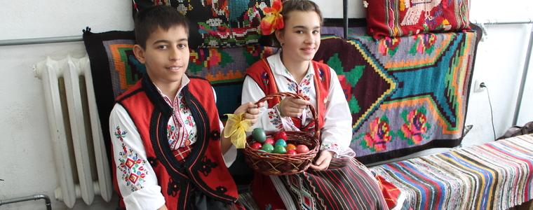 В СУ „Св. Св. Кирил и Методий“ отбелязаха настъпващите великденски  празници