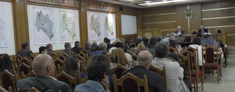Общински съвет на община Добричка заседава днес