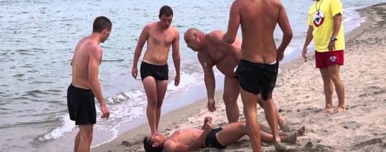 Пак дефицит на водни спасители по Черноморието