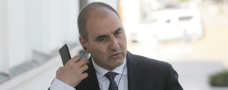 Шофьорите да променят манталитета си, призова Цветан Цветанов