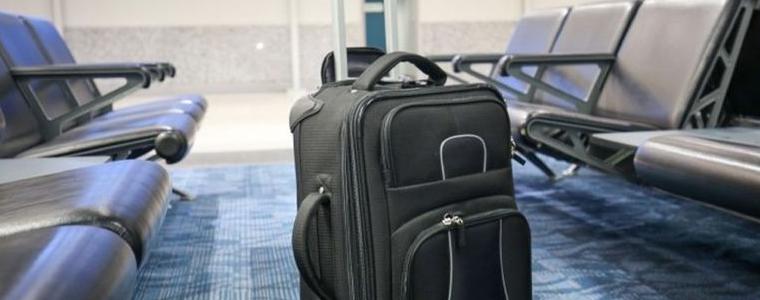 Съмнителни типове, сигнали... Службите взривяват по 2 куфара на ден  