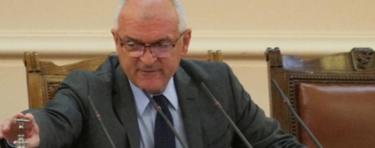 Димитър Главчев остана председател на парламента