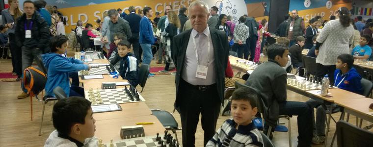 Момчил Петков спечели награда  от Фондация „Бербатов“ 