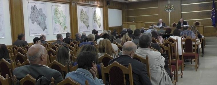 Общински съвет на община Добричка заседава днес