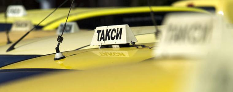 Законова поправка ще облекчава пререгистрирането на 70 000 шофьори на таксита