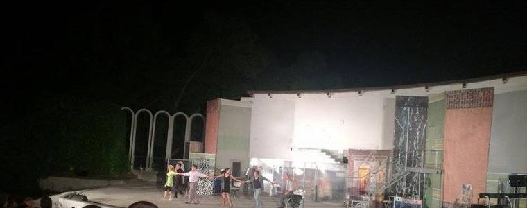 "Ножица трепач" въвлече публиката в невероятен спектакъл