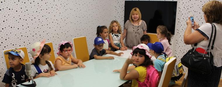 Голям интерес предизвика журналистическата дейност сред децата от Общностен център/ВИДЕО/