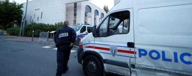 Стрелба пред джамия в Авиньон, поне 8 души са пострадали 