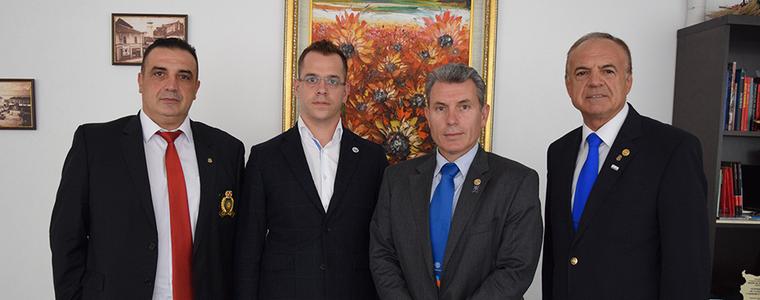 Дистрикт гуверньорът на Ротари България обсъди с кмета на Добрич възможности за съвместни проекти