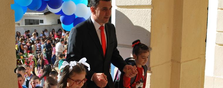 Тържествено започна учебната година и в община Генерал Тошево