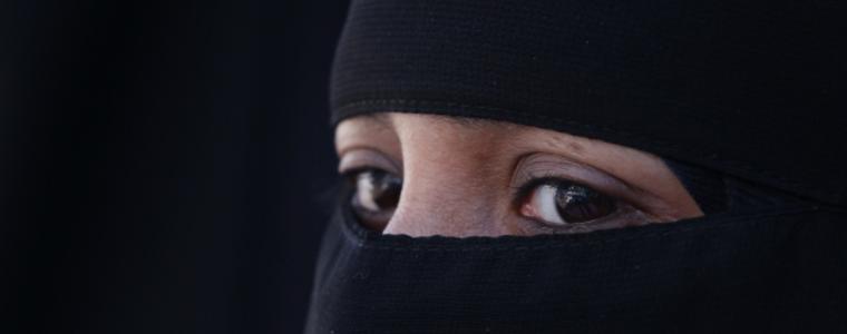 Австрия въведе забрана за бурките и наложи задължителни курсове по немски език