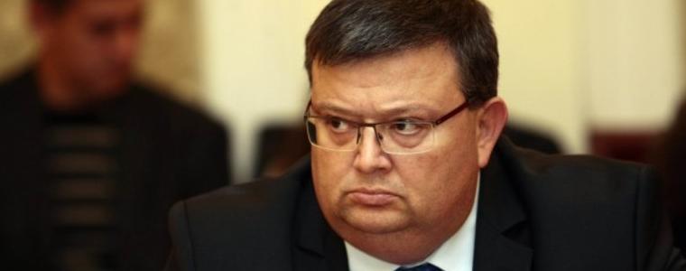 Венецианската комисия препоръчва главният прокурор да има повече отчетност и да може да бъде разследван