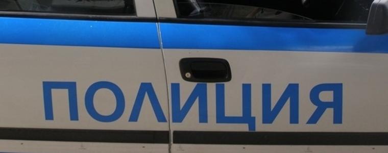Задържаха криминално проявени за побой над брат и сестра в село Черна