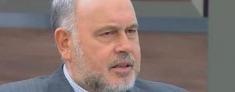 Славчо Велков: Случаят с правителствения самолет е политически знак на Иран към Саудитска Арабия