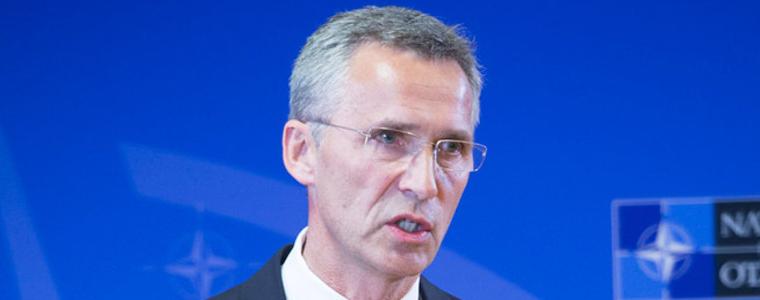 Столтенберг: Русия милитаризира Арктика