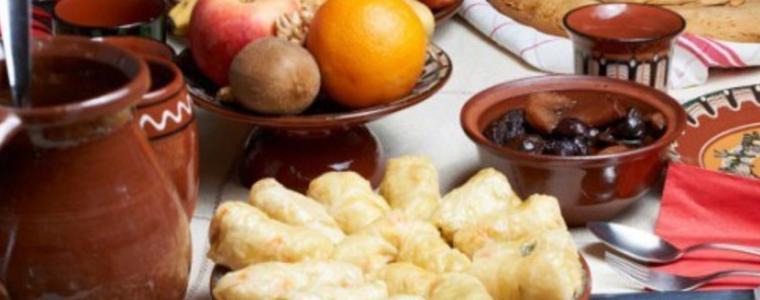 Как да спестим ток по празницитe